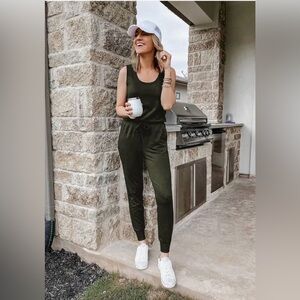 Olive Green Women's 2 piece set/tracksuit